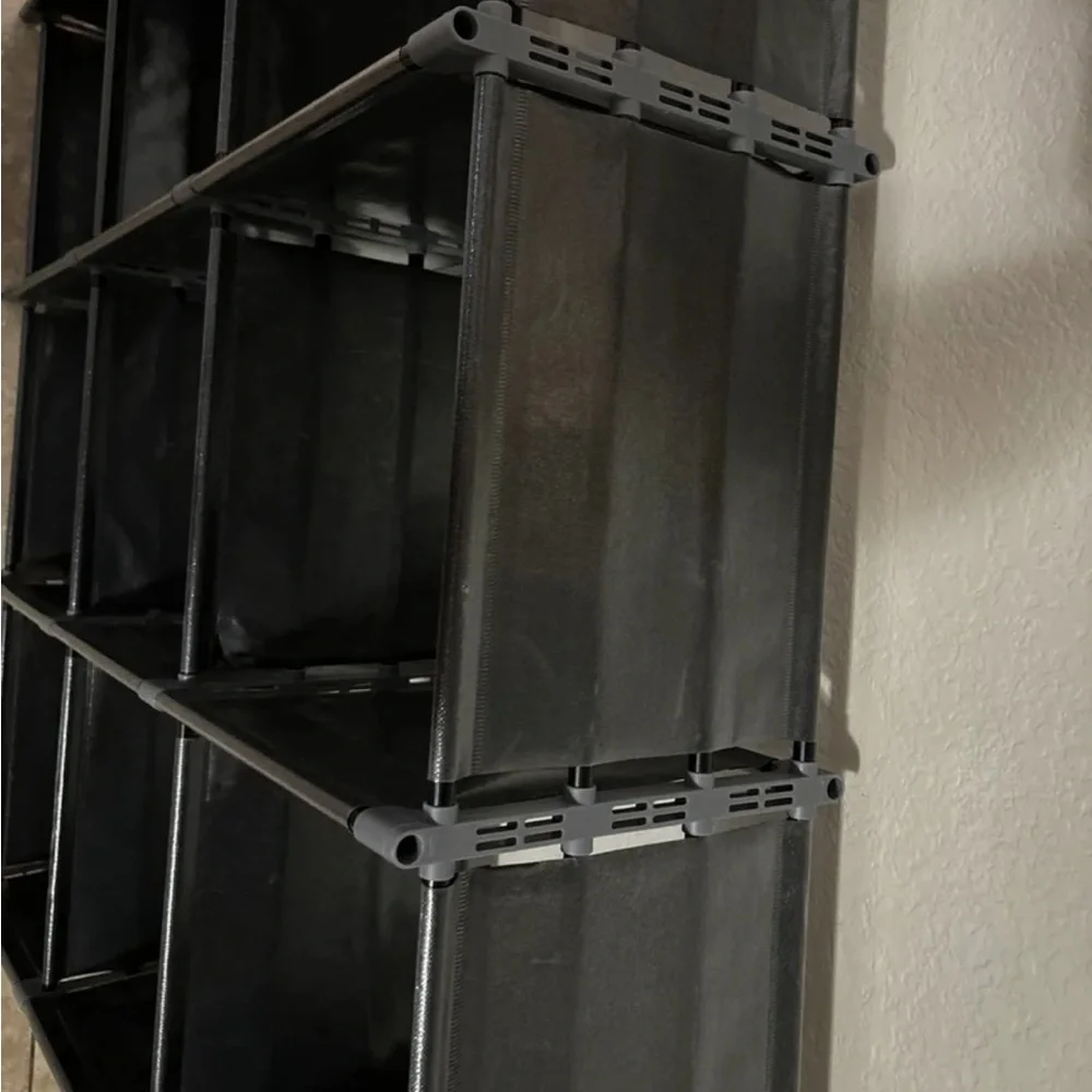 Storage sections - Picture 3 of 5